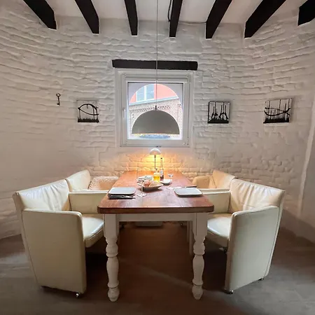 Petit Chateau
